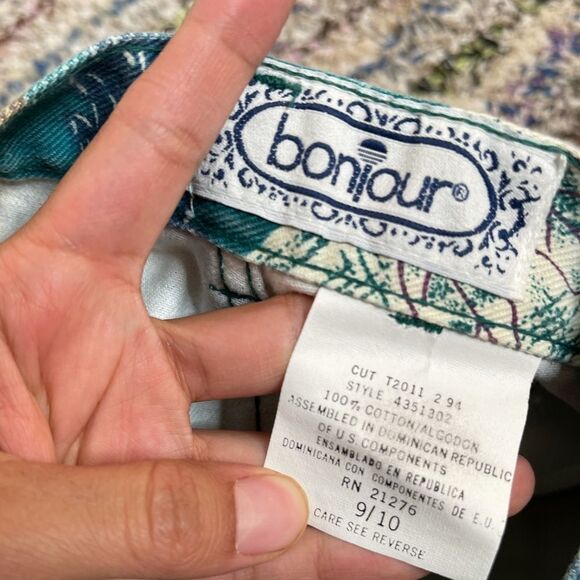 Vintage printed denim natural waist shorts - Picture 8 of 8